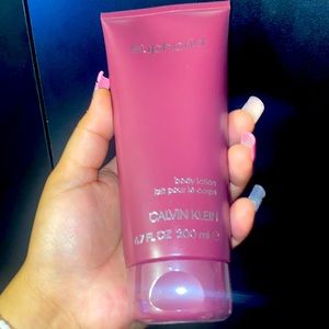 CALVIN KLEIN Euphoria body lotion. NEW & SEALED <3